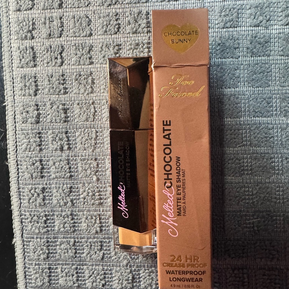 Too Faced Melted Chocolate Matte Eyeshadow - Chocolate Bunny